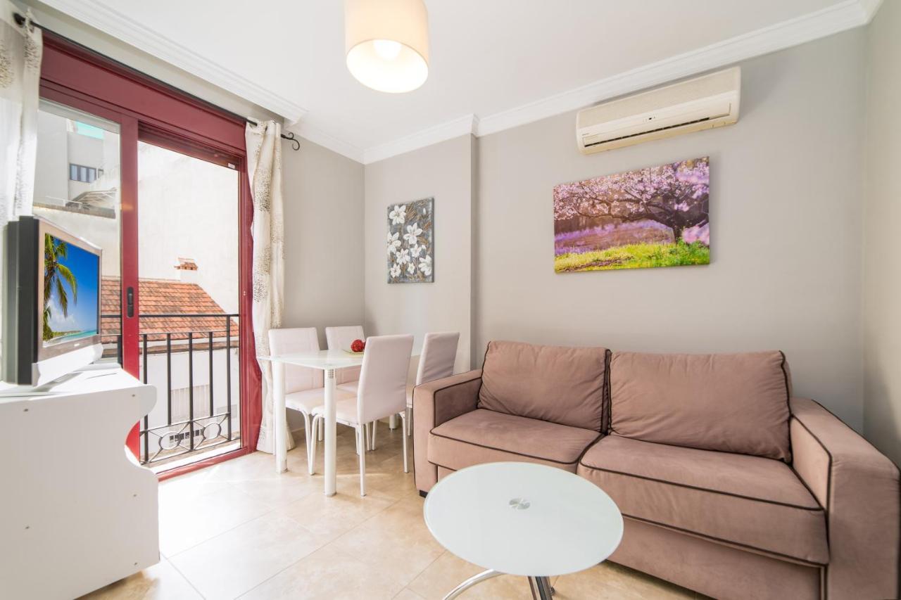 Apartamento Centrico Malaga Bagian luar foto